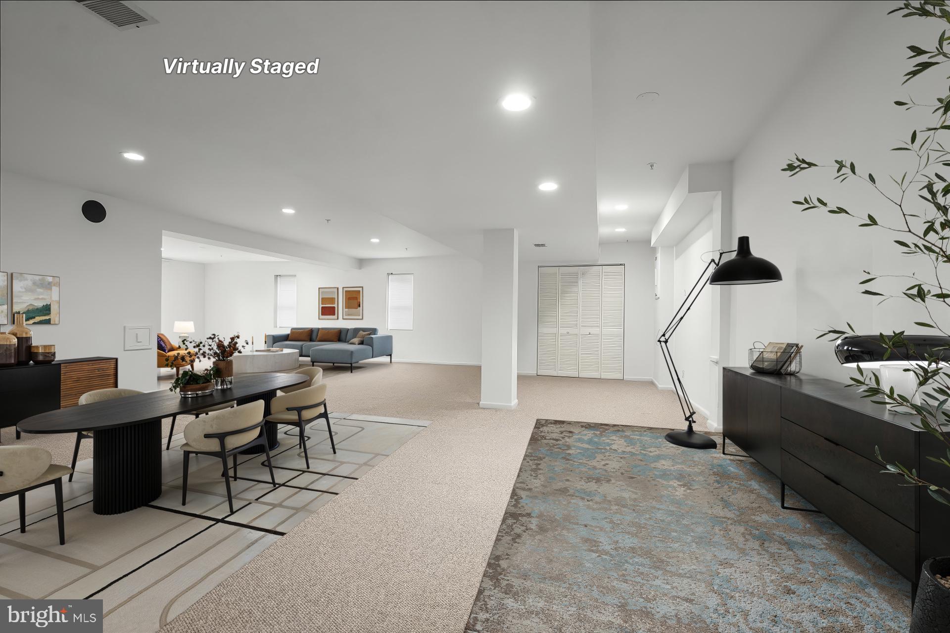 TANTALLON ON THE POTOMAC - Residential