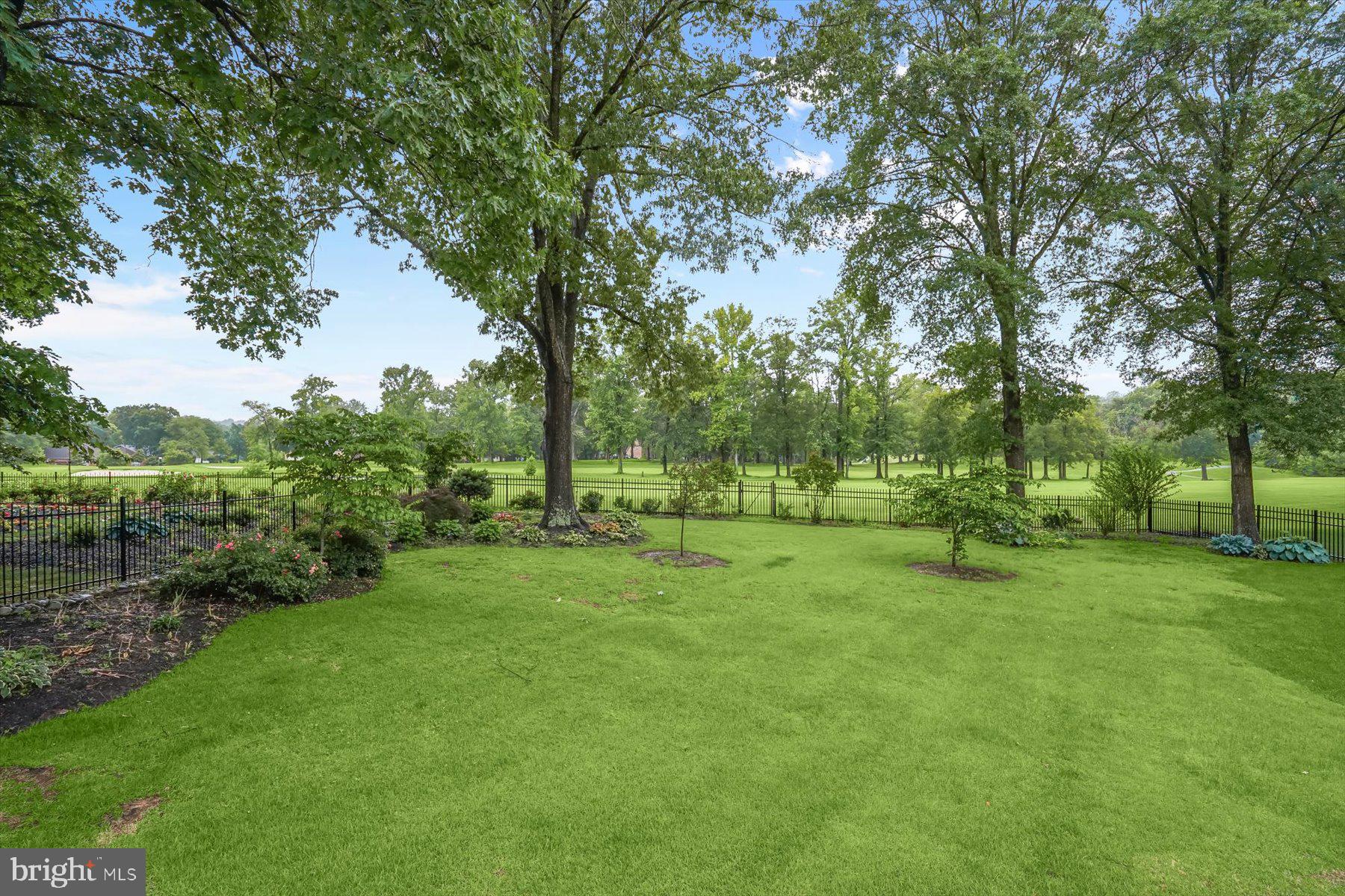 TANTALLON ON THE POTOMAC - Residential