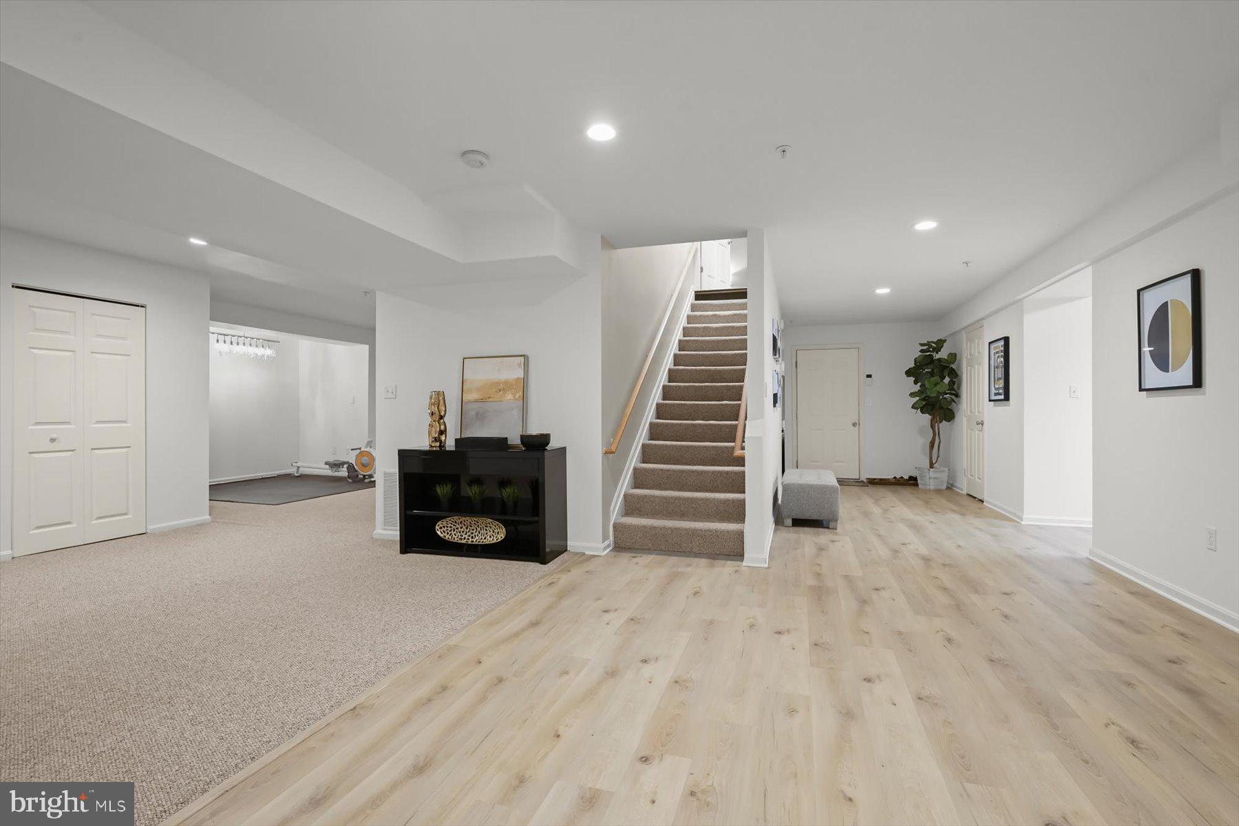 TANTALLON ON THE POTOMAC - Residential