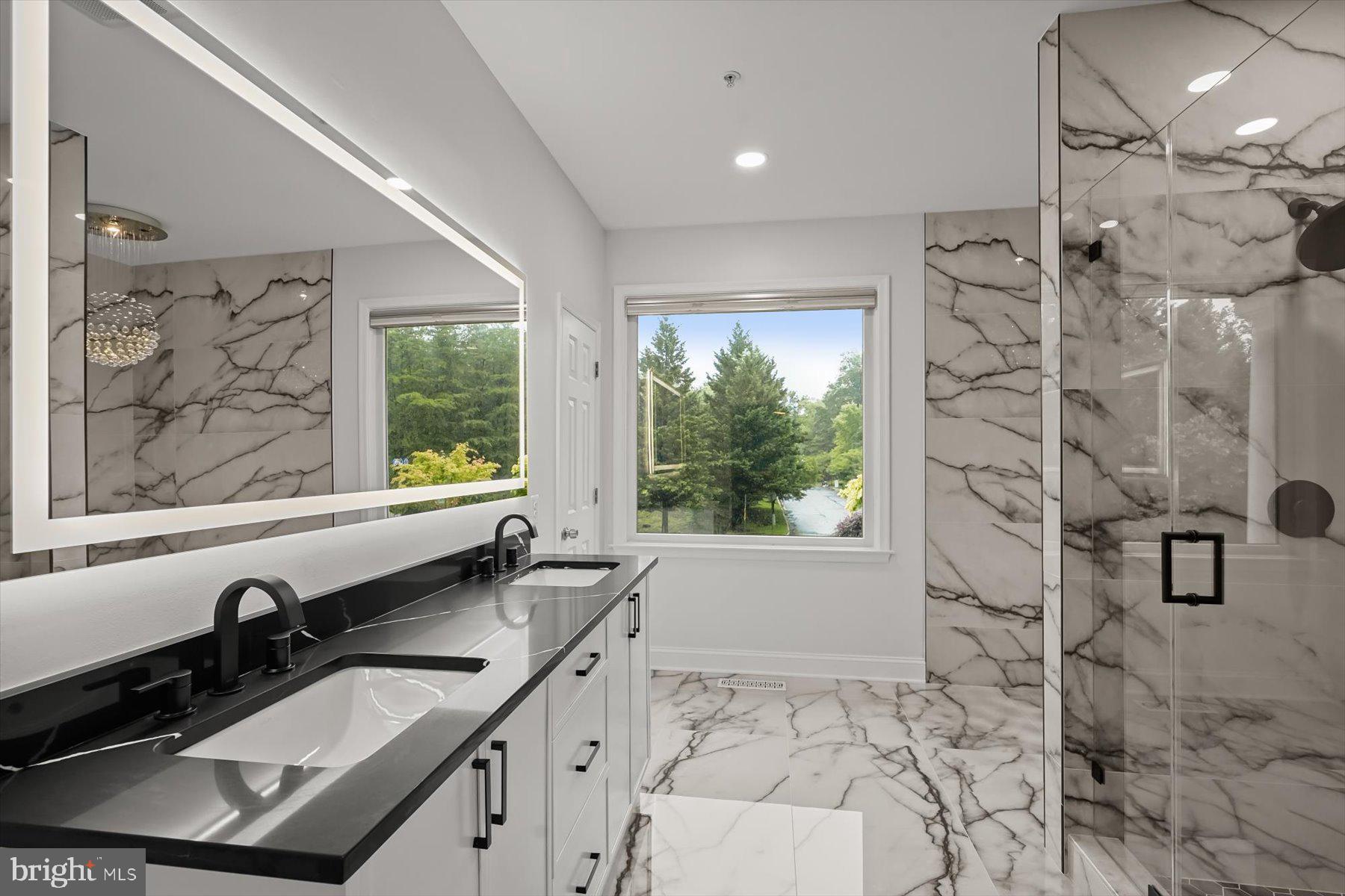 TANTALLON ON THE POTOMAC - Residential