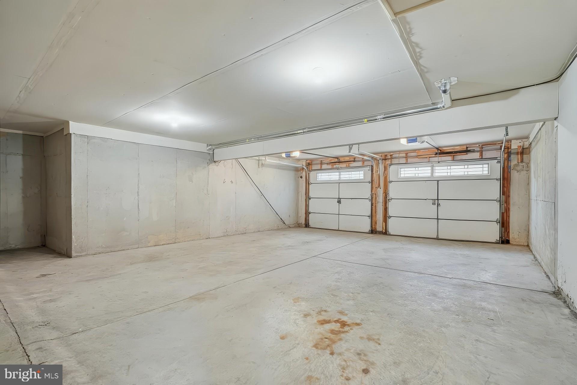 TANTALLON ON THE POTOMAC - Residential