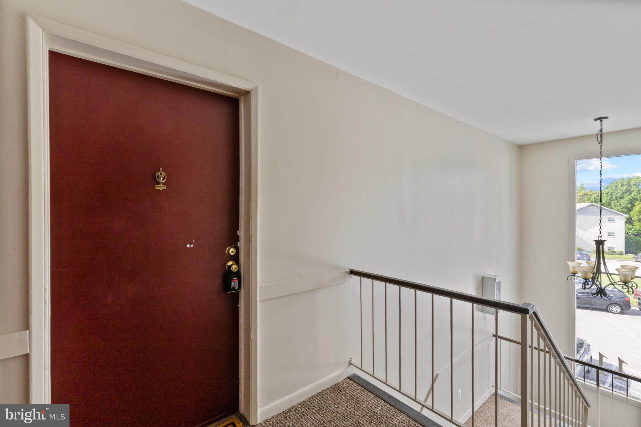 11 WARREN LODGE COURT 2-D