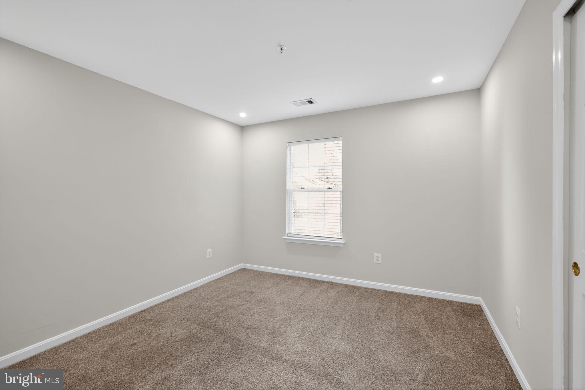 COLLINGTON STATION - Residential