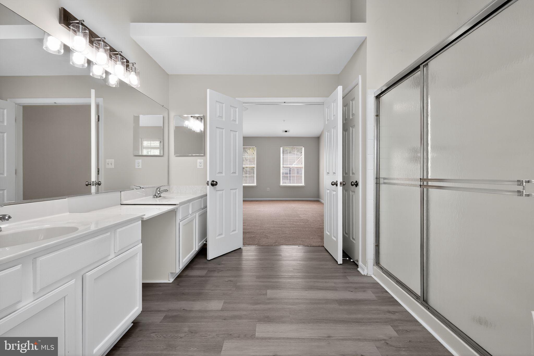 COLLINGTON STATION - Residential