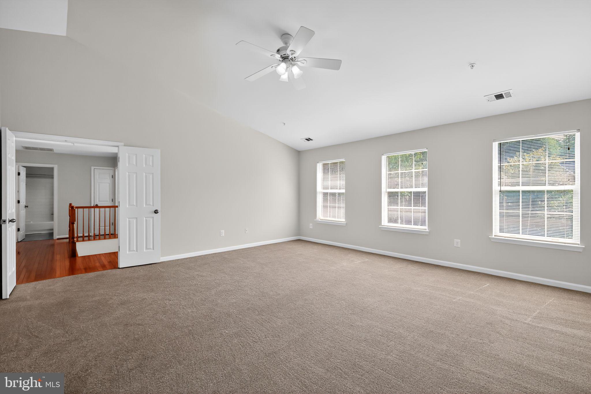 COLLINGTON STATION - Residential