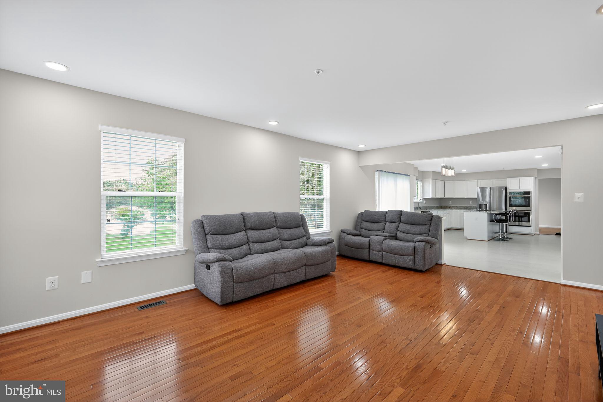 COLLINGTON STATION - Residential