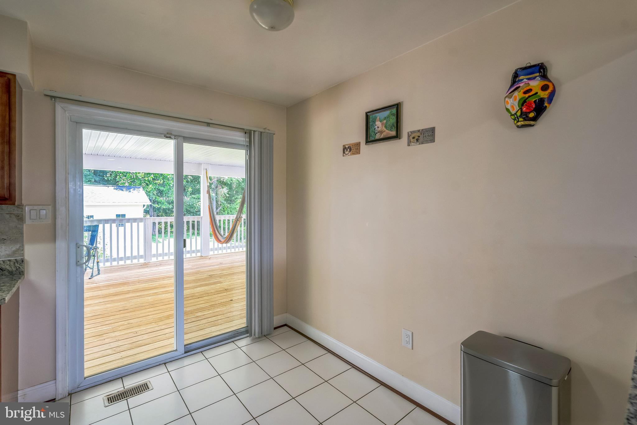 CALVERTON - Residential