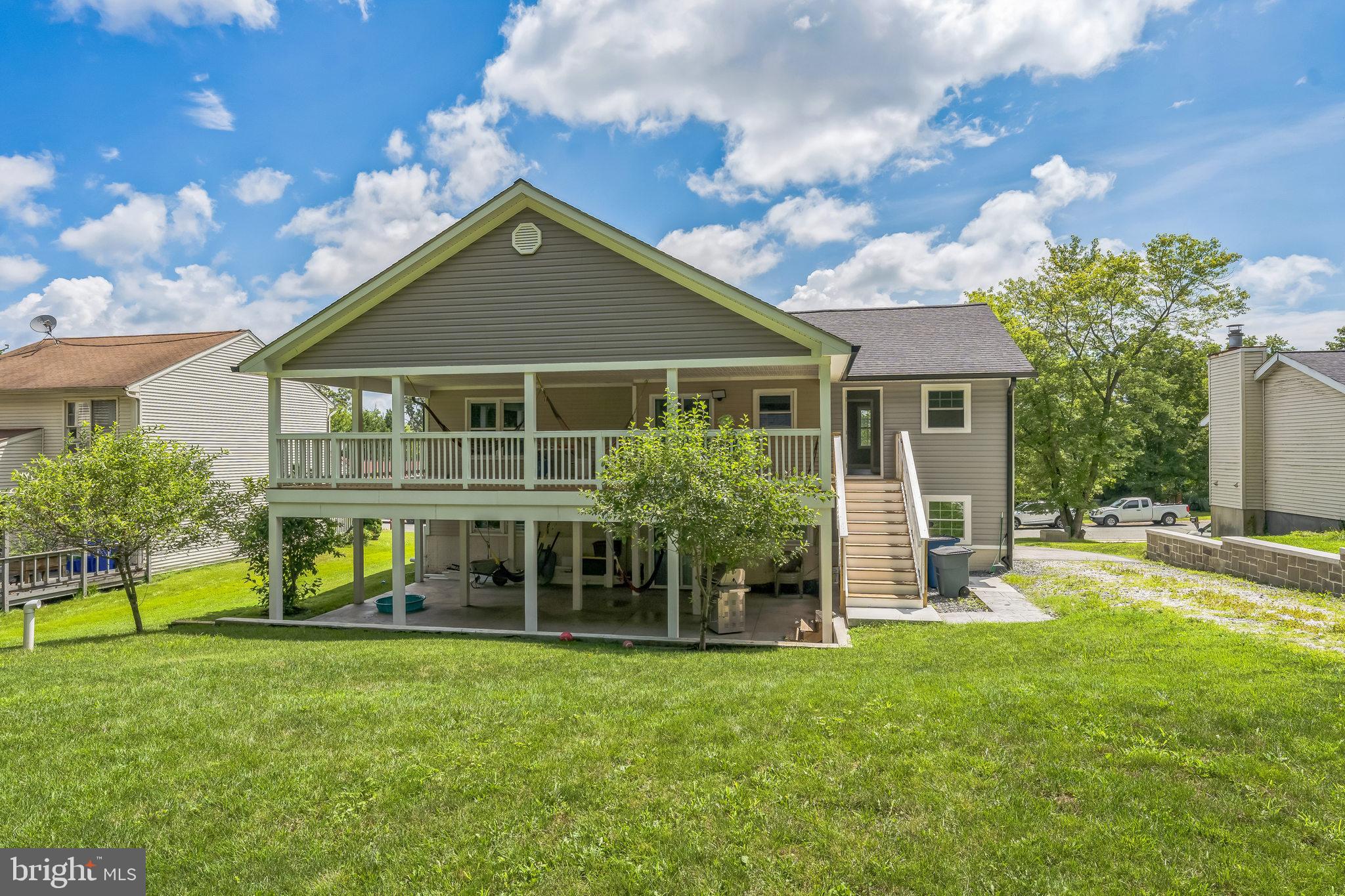 CALVERTON - Residential