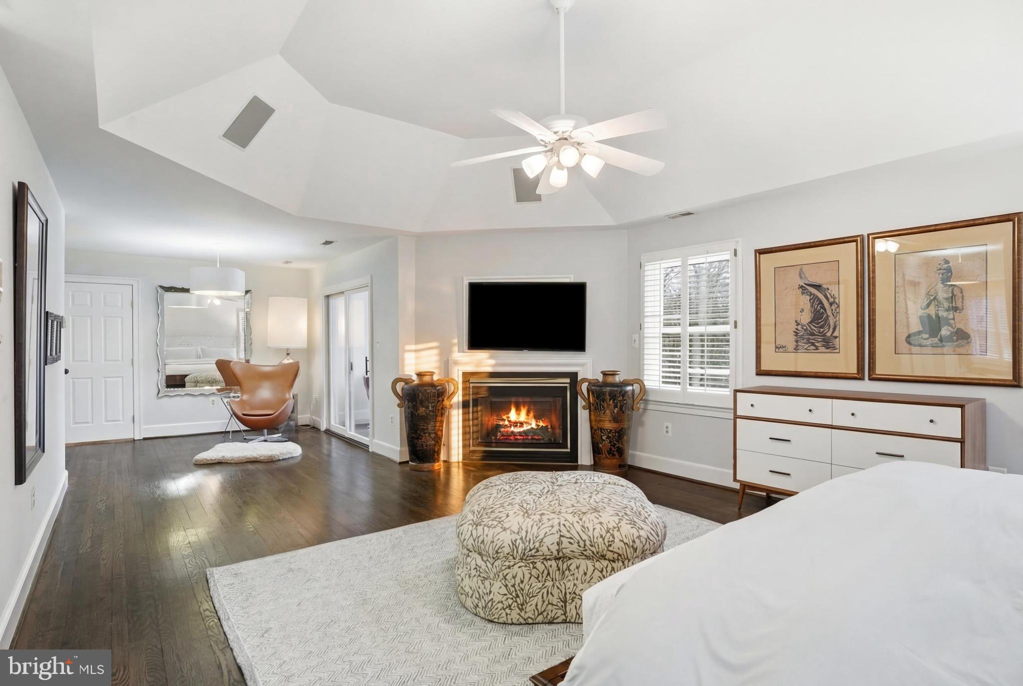 SAVILE MANOR - Residential