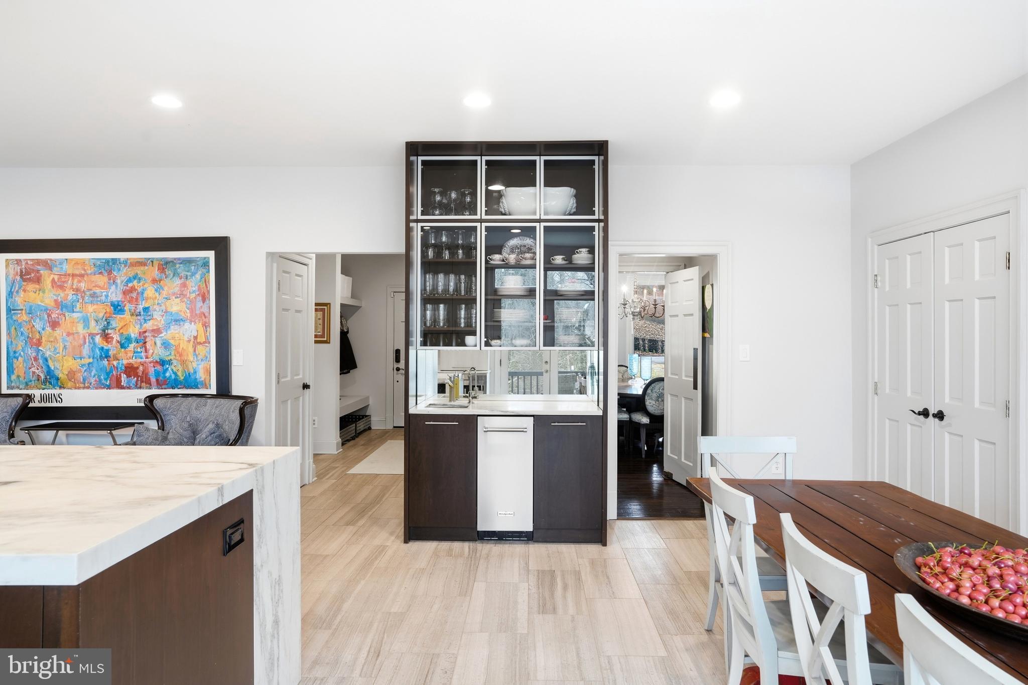 SAVILE MANOR - Residential