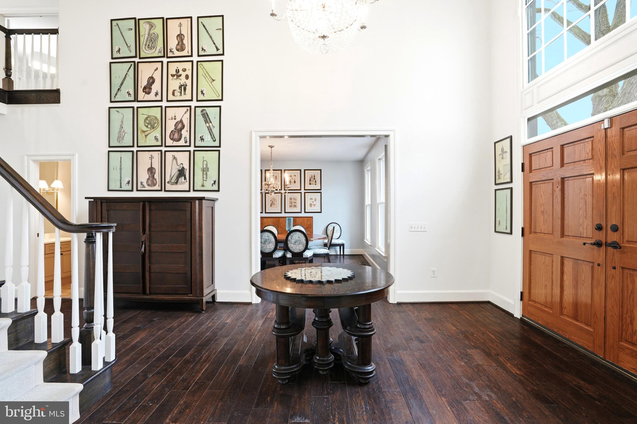 SAVILE MANOR - Residential