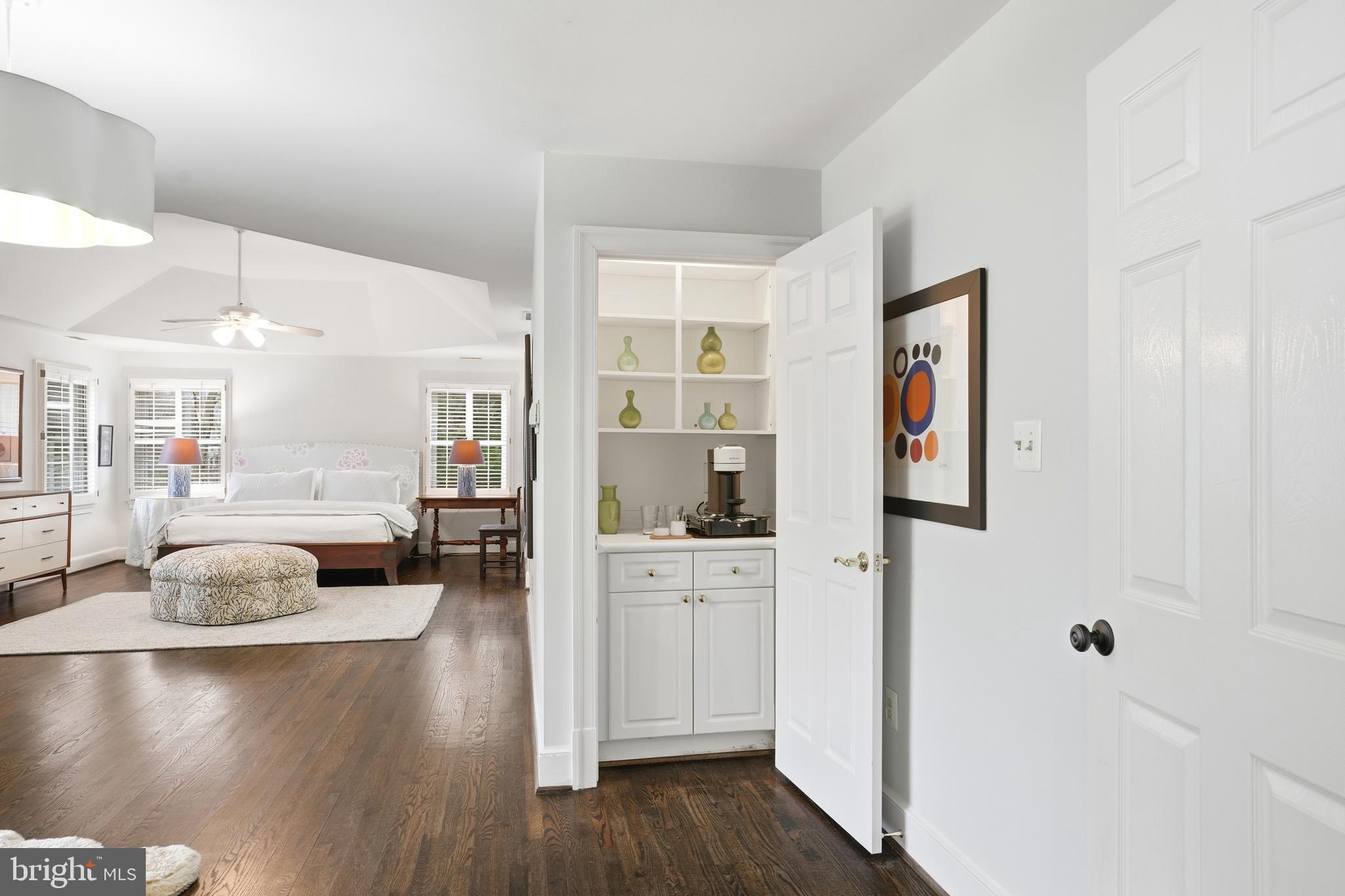 SAVILE MANOR - Residential