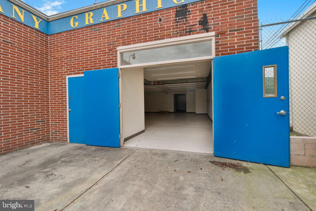 5205 YORK ROAD