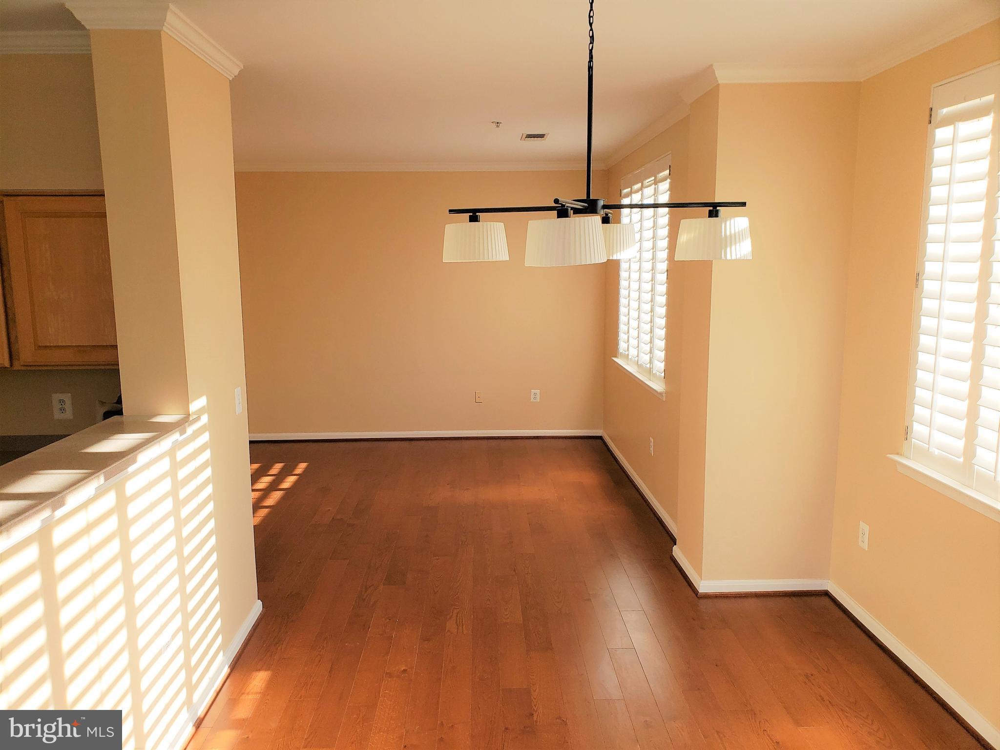 LEXINGTON SQUARE - Residential Lease