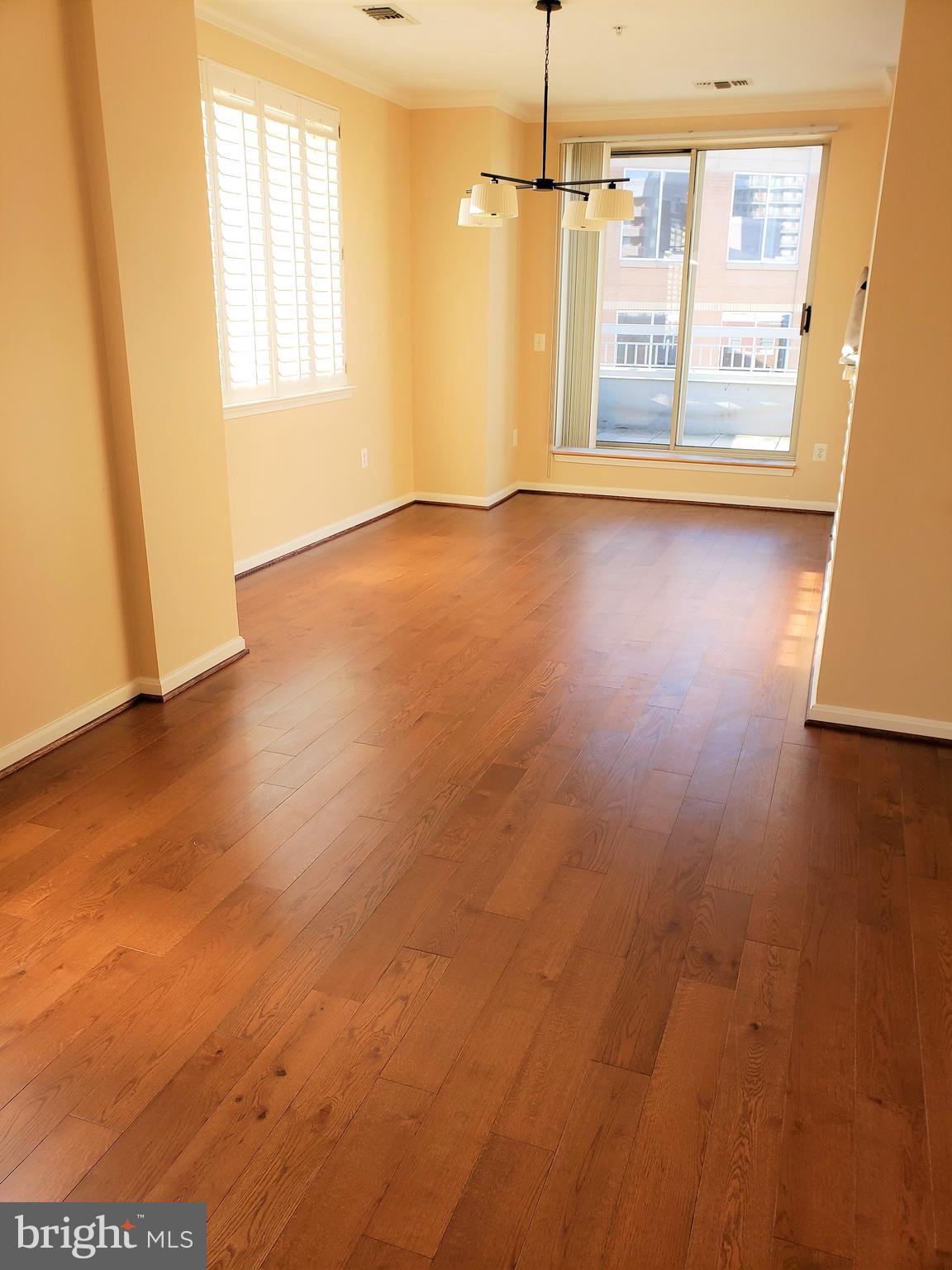 LEXINGTON SQUARE - Residential Lease