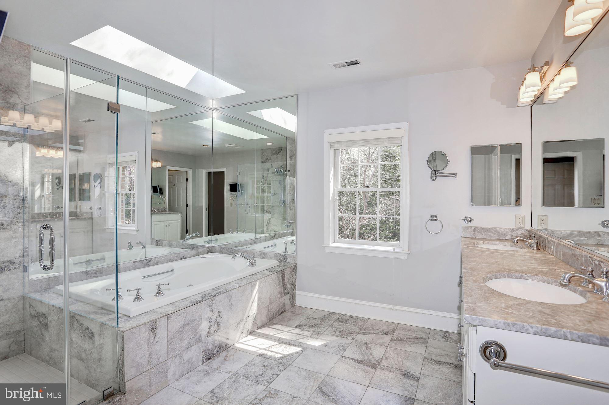 MAYWOOD - Residential