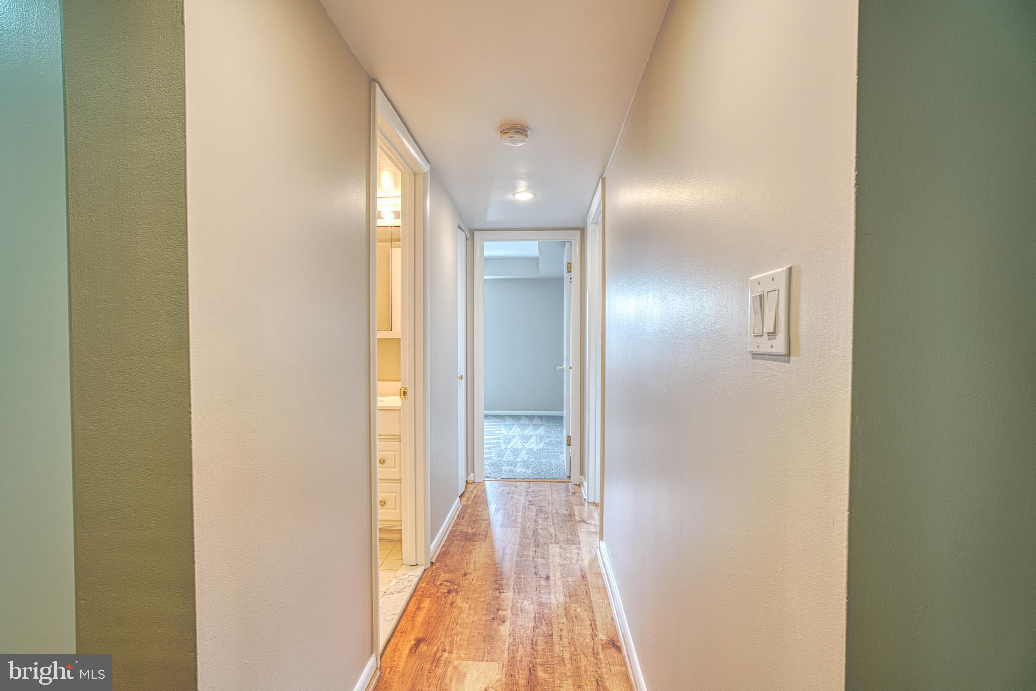 HOLLY HALL - Residential