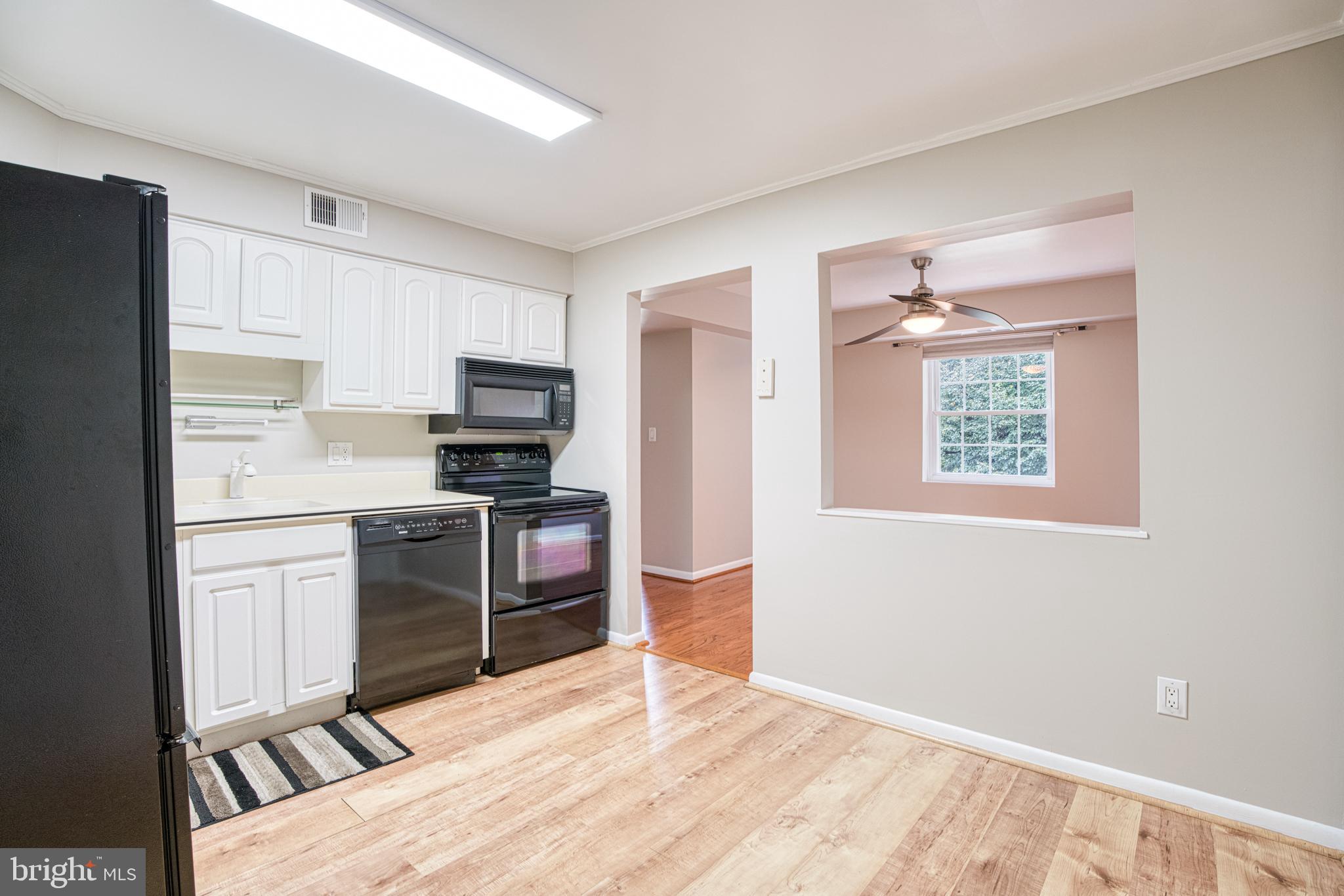 HOLLY HALL - Residential