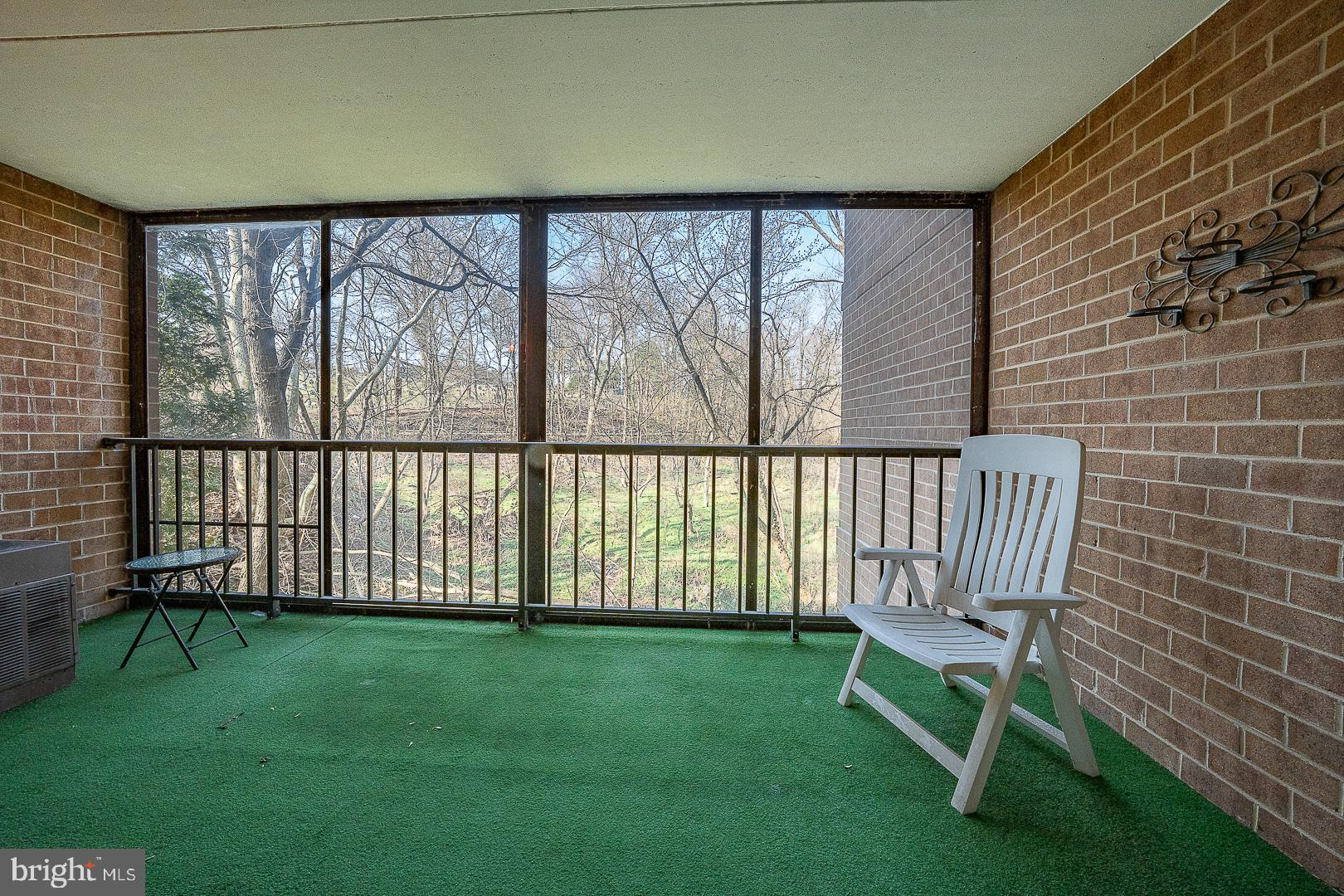 GREENHOUSE - Residential