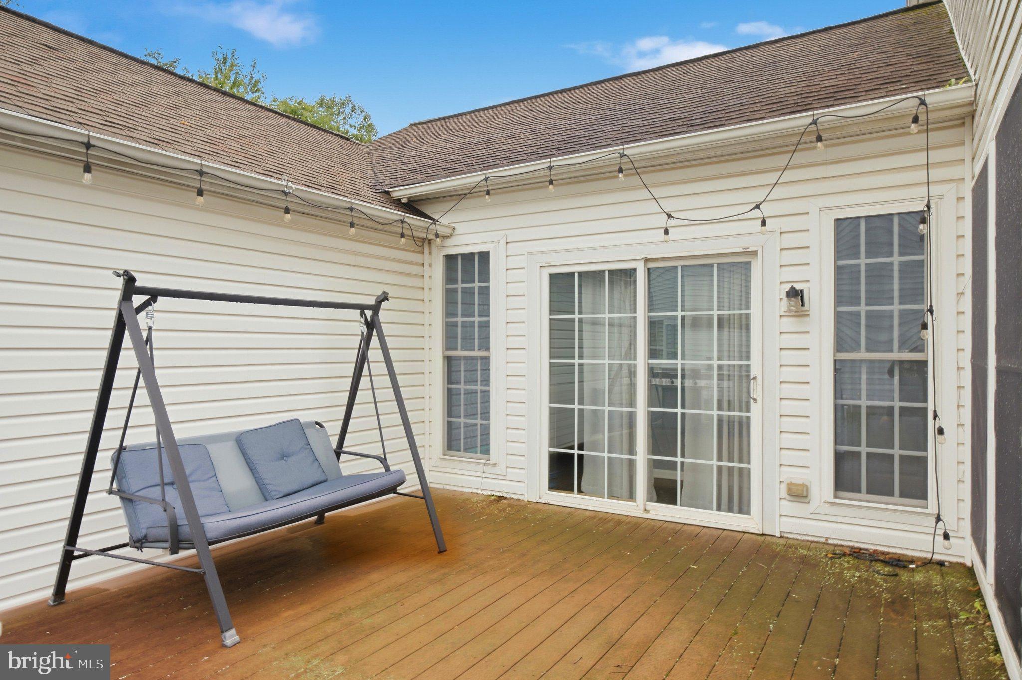 192 PIPERS INN DRIVE