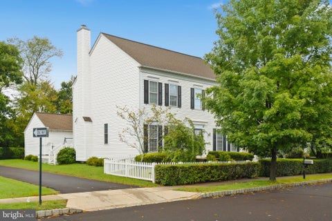 Photo of 192 Pipers Inn Drive, FOUNTAINVILLE, PA 18923 (MLS # PABU2131996)