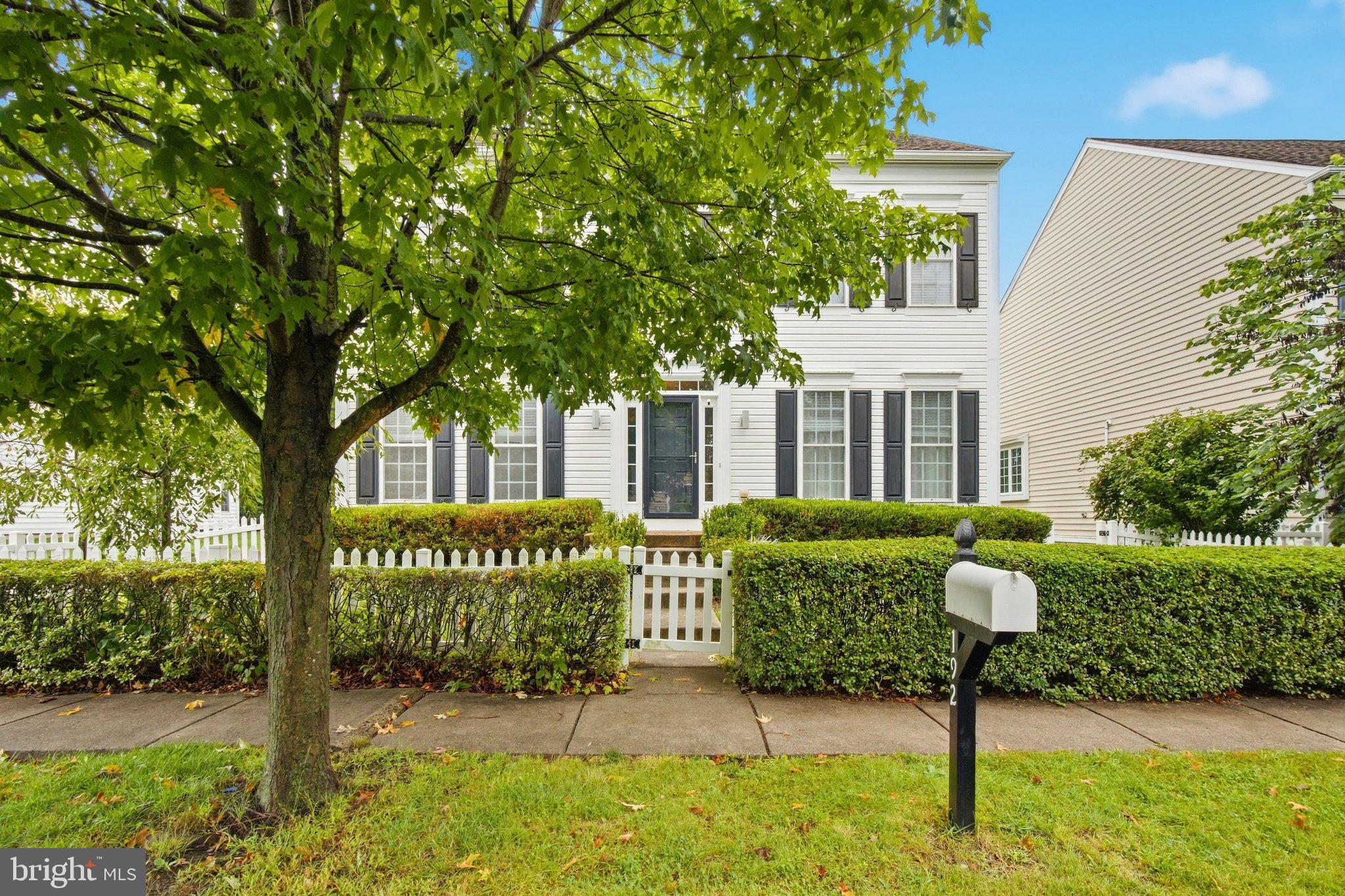 192 PIPERS INN DRIVE