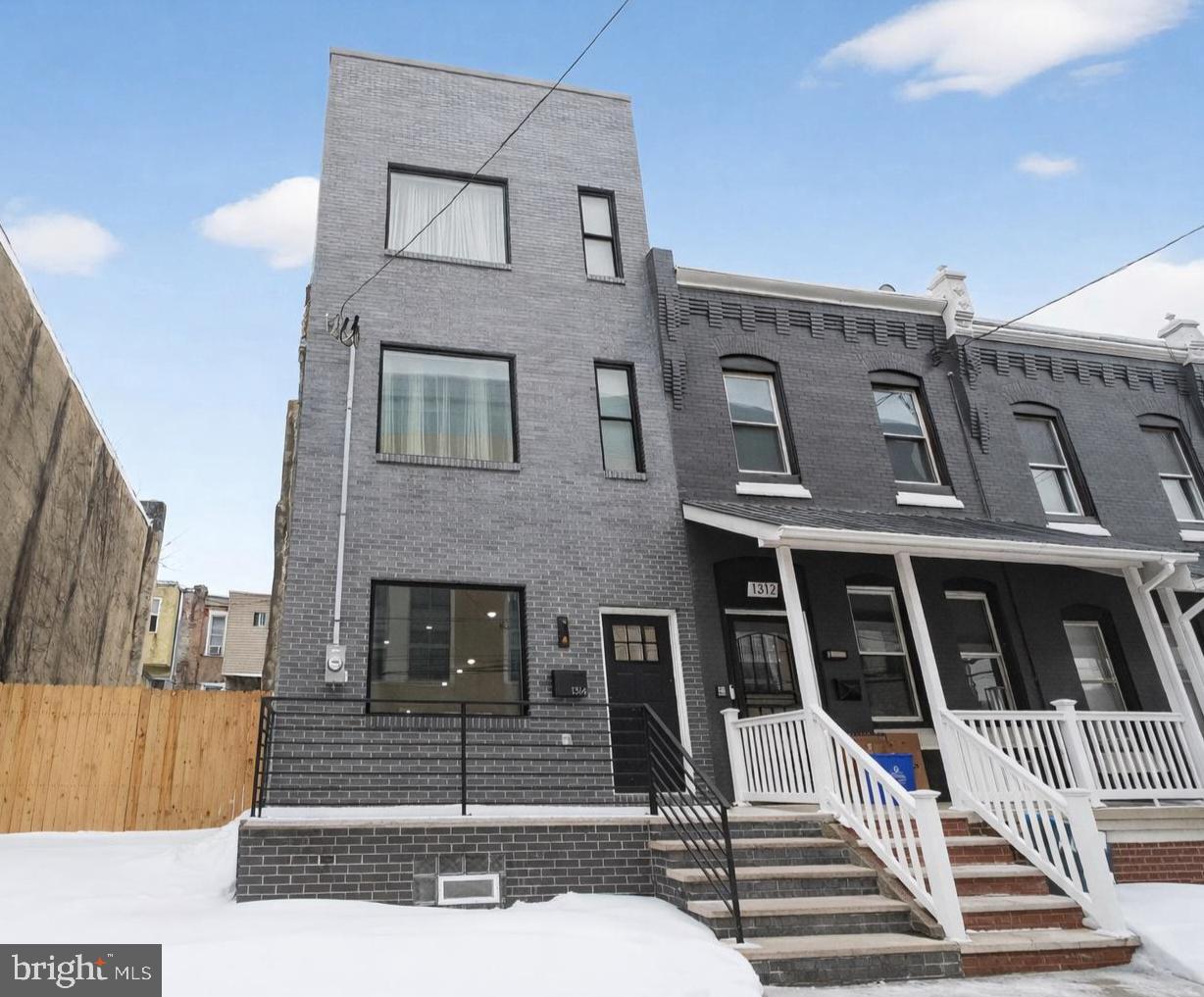SQUIRREL HILL - Residential