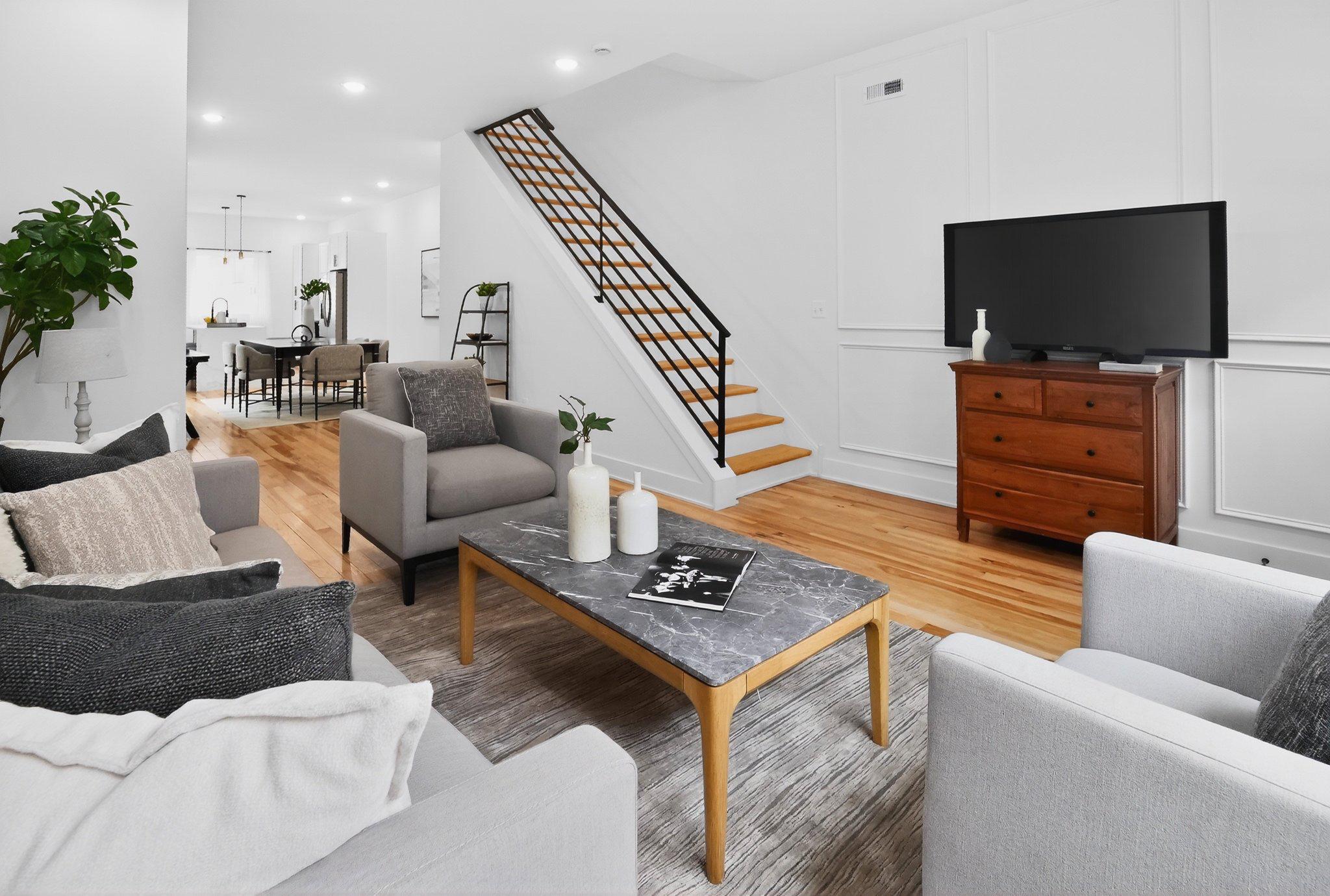 SQUIRREL HILL - Residential