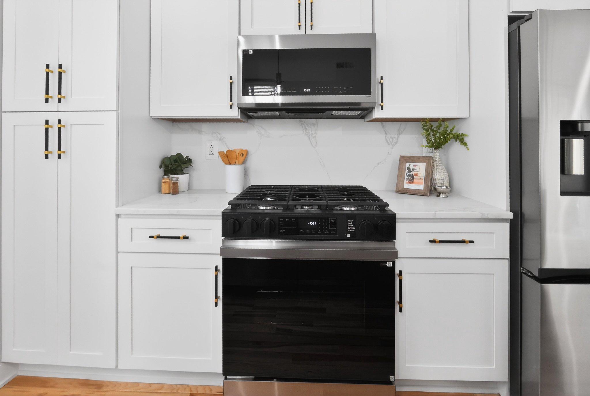 SQUIRREL HILL - Residential
