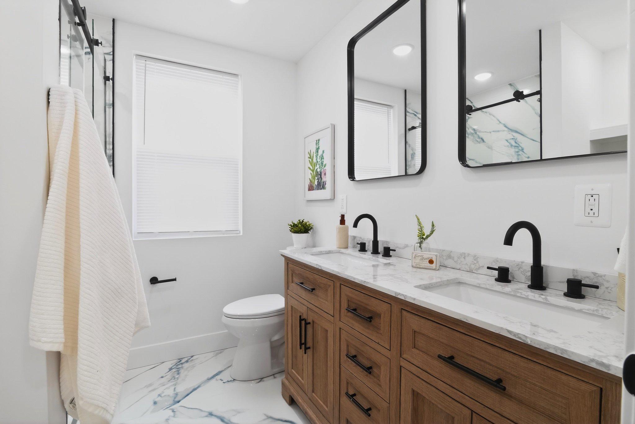 SQUIRREL HILL - Residential