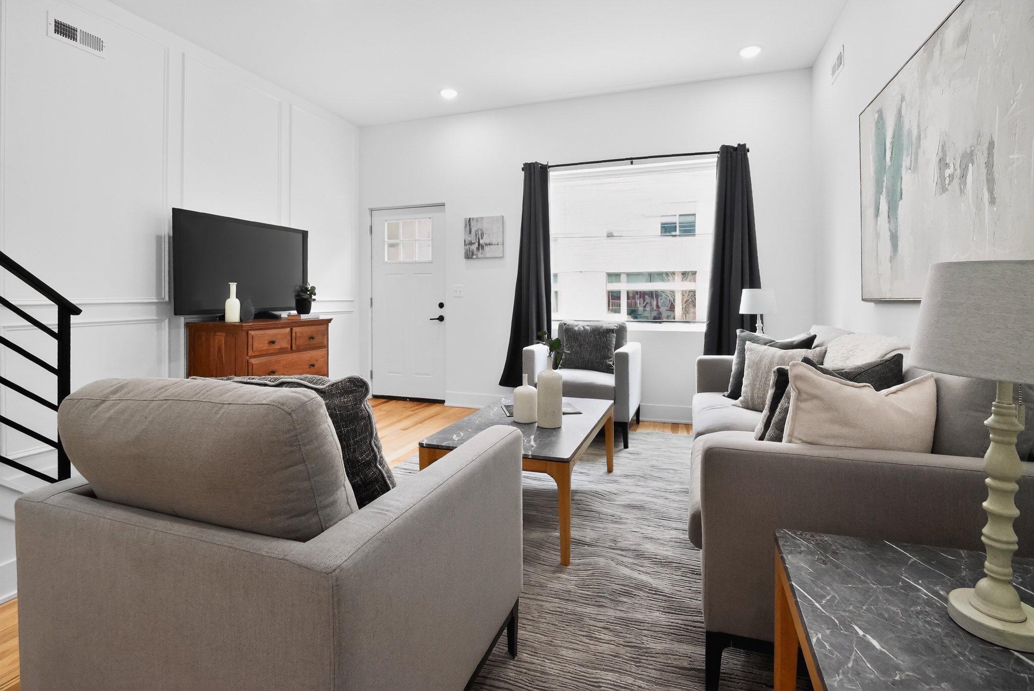 SQUIRREL HILL - Residential