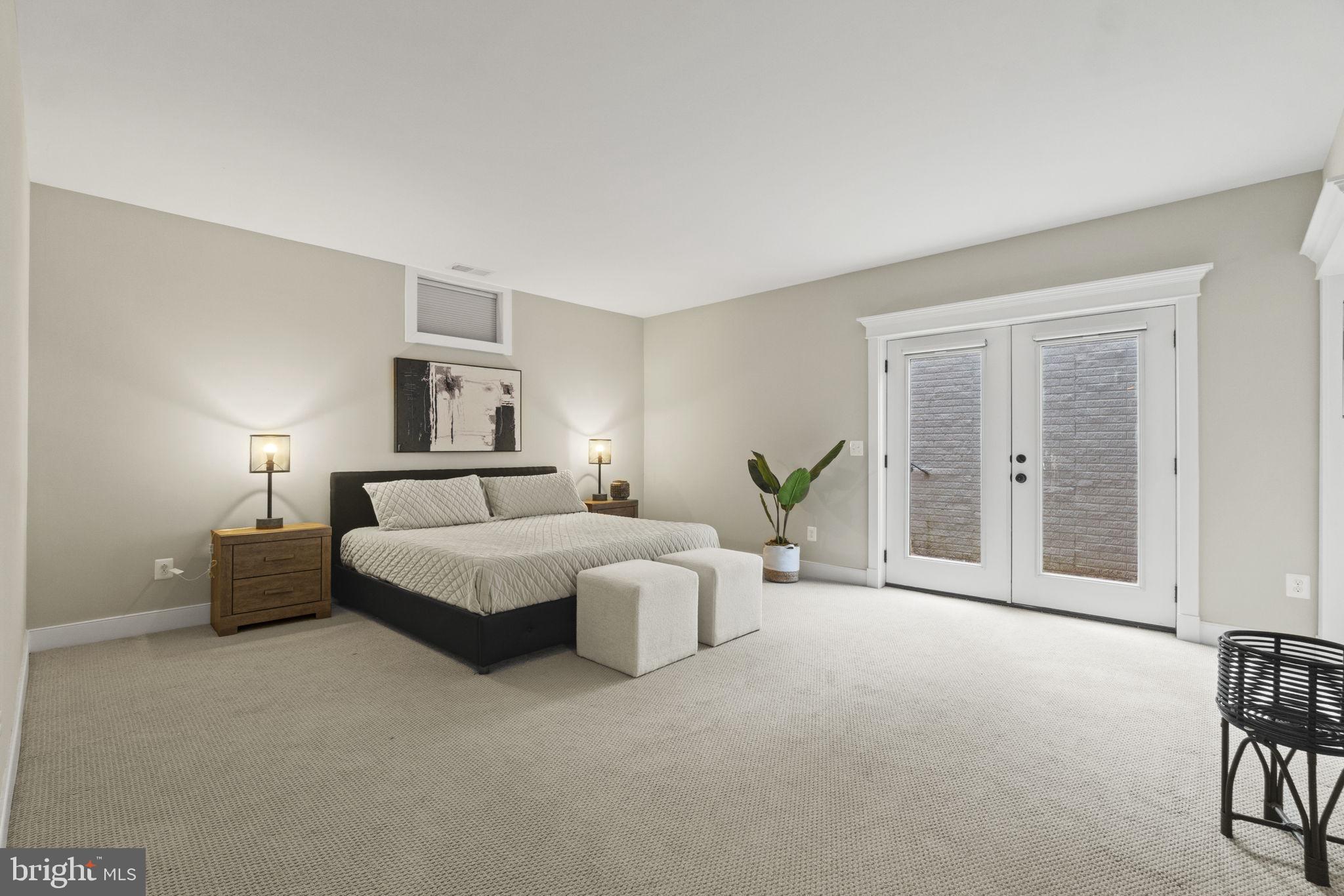 BROOKS PLACE - Residential