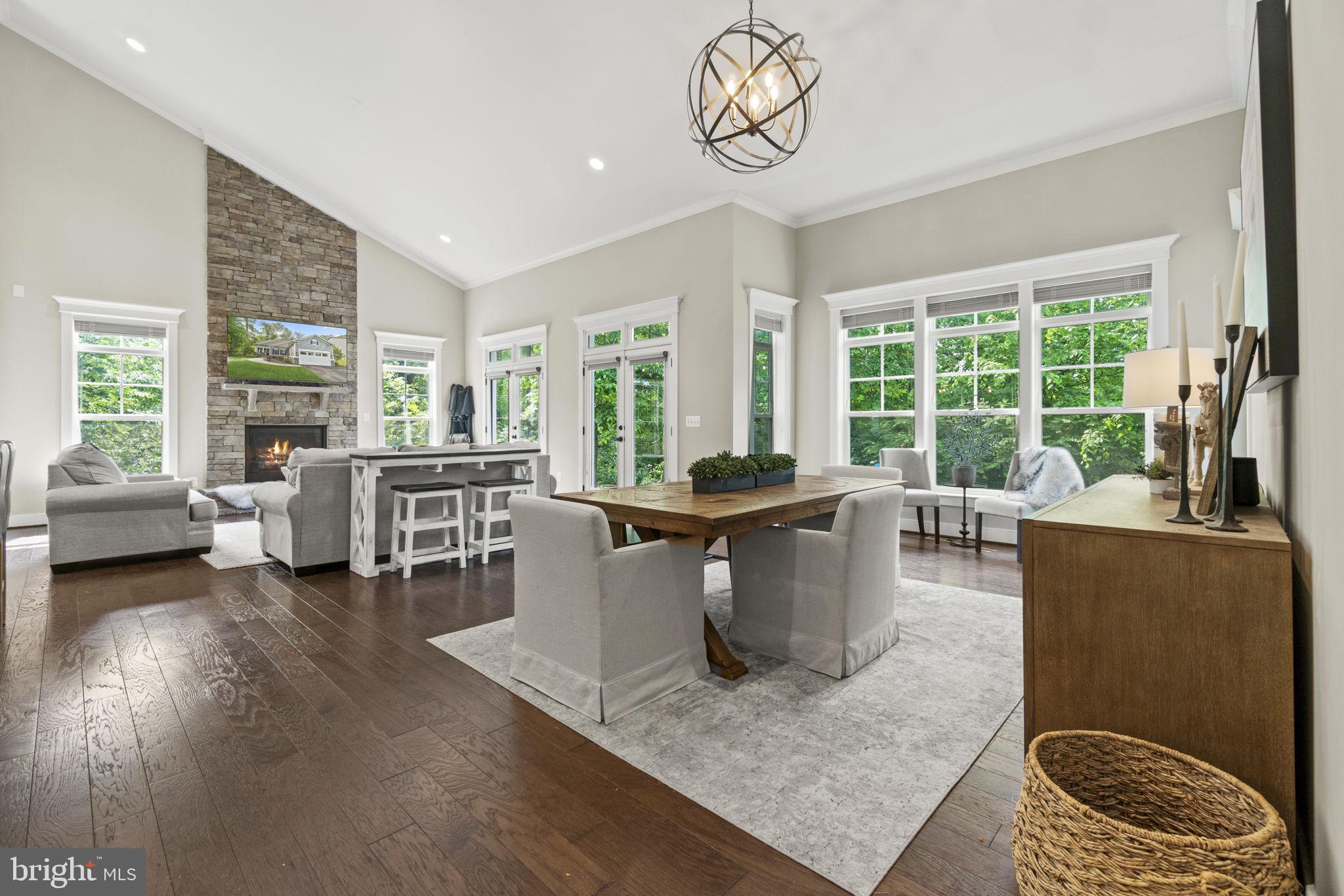 BROOKS PLACE - Residential