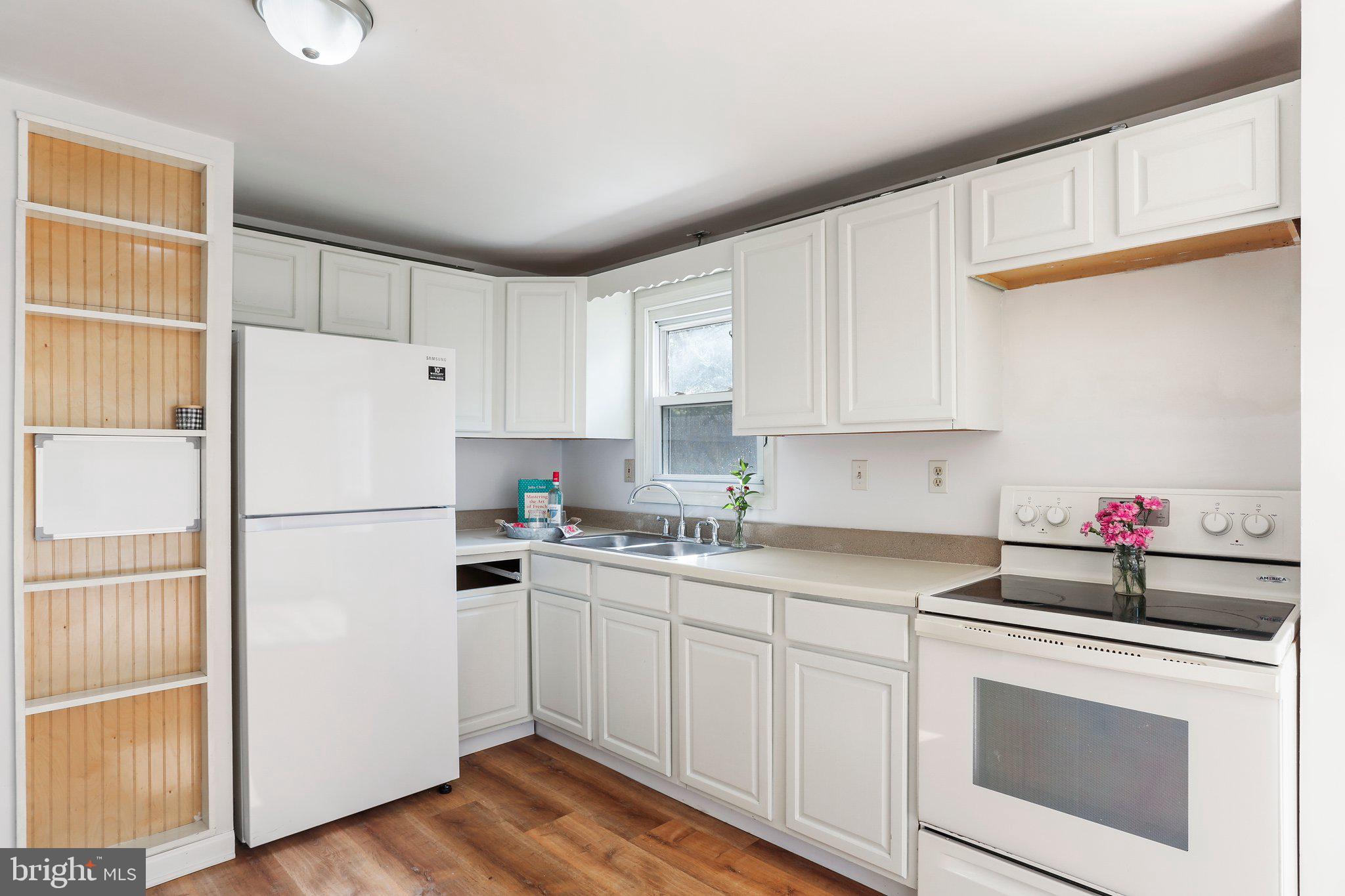 MECKLENBURG HEIGHTS - Residential