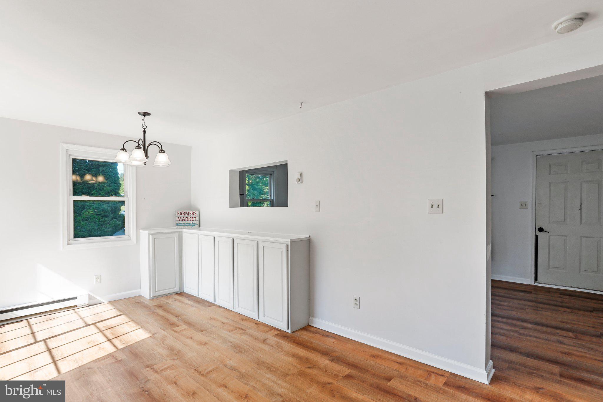 MECKLENBURG HEIGHTS - Residential