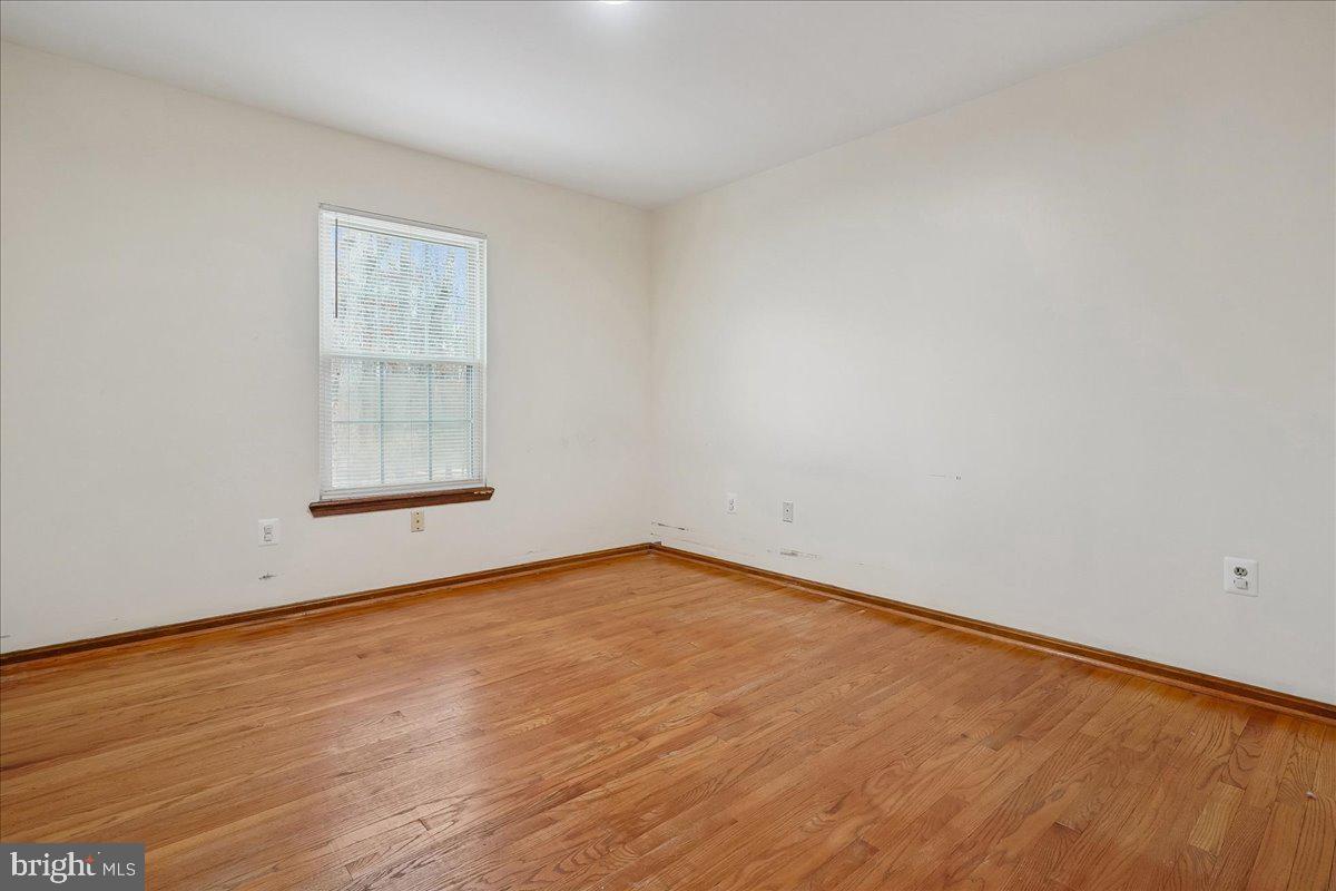 WINDSOR ESTATES - Residential