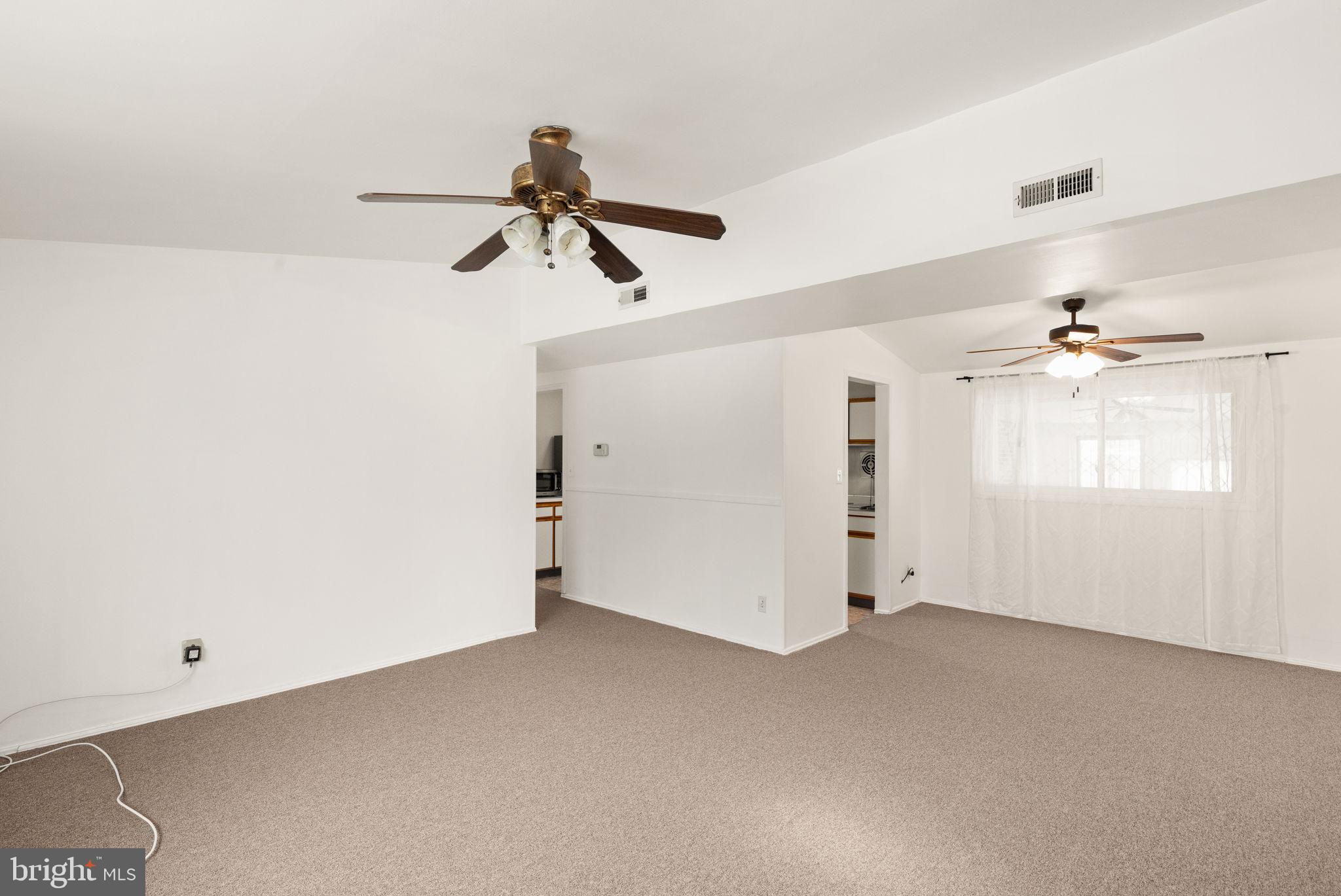 208 GLOUCESTER DRIVE