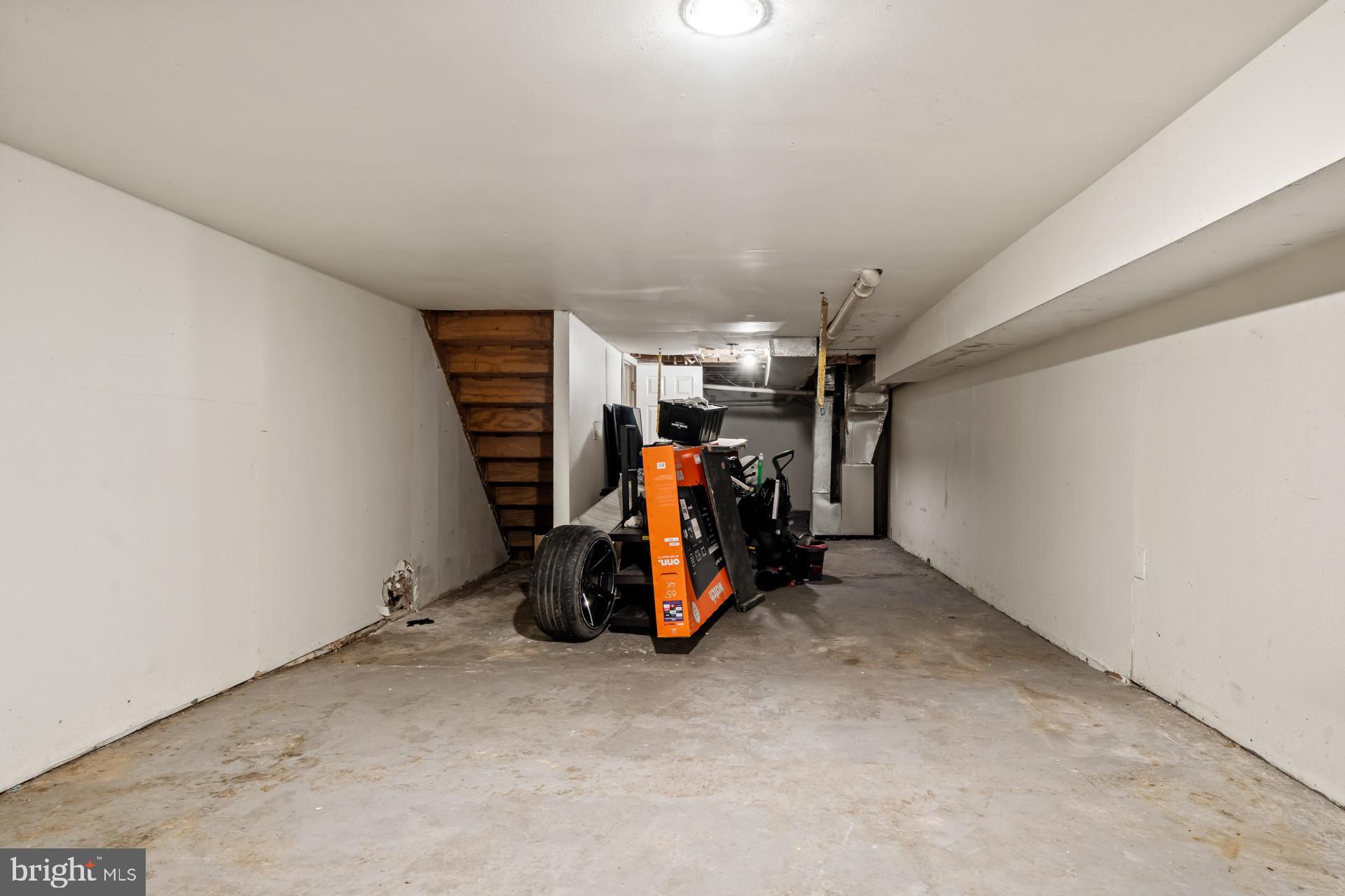 CHARLES VILLAGE - Residential