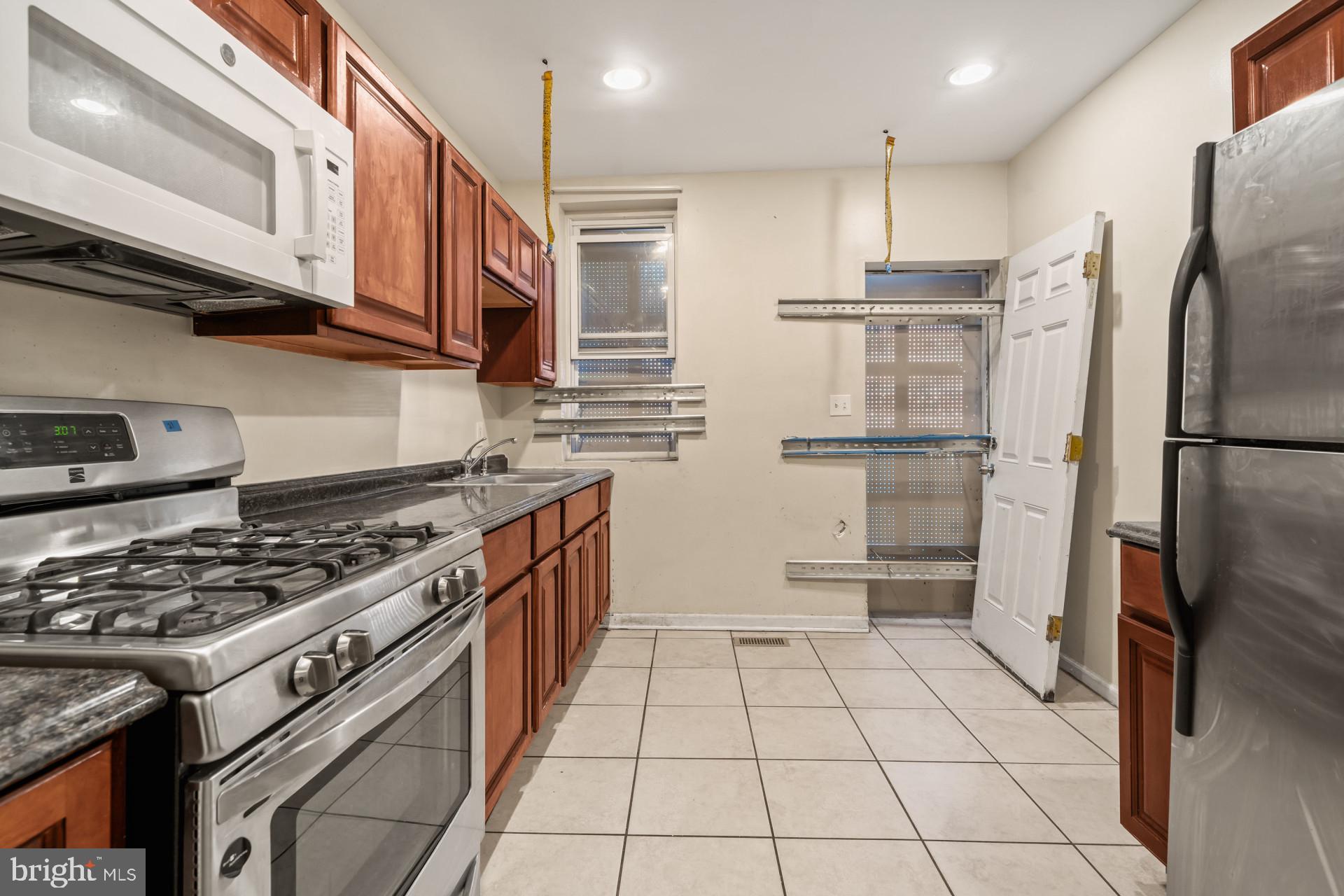 CHARLES VILLAGE - Residential