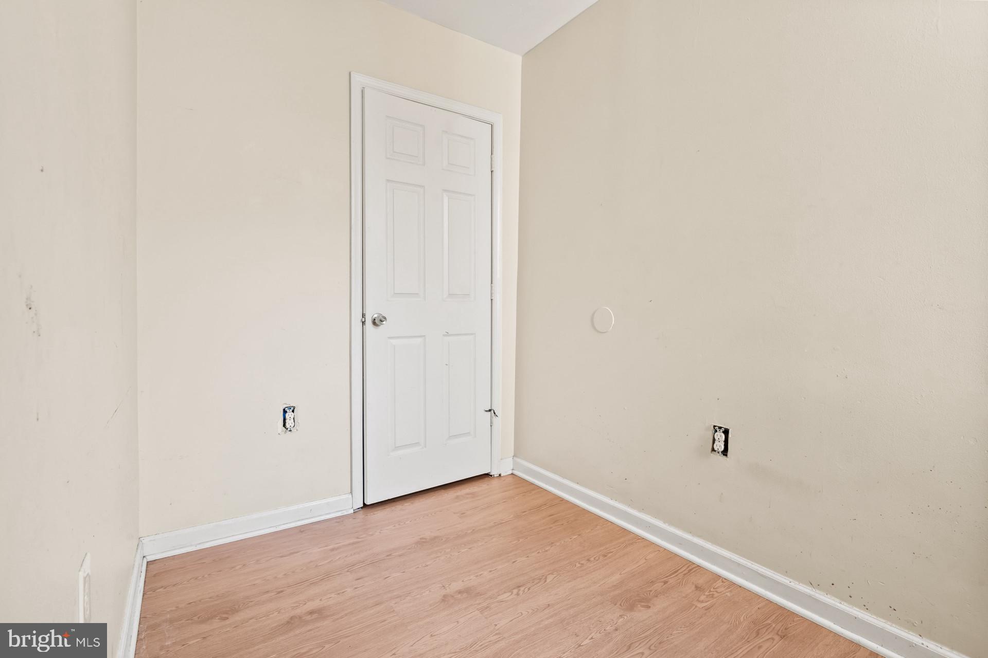 CHARLES VILLAGE - Residential