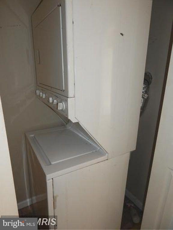 CHARLES VILLAGE - Residential