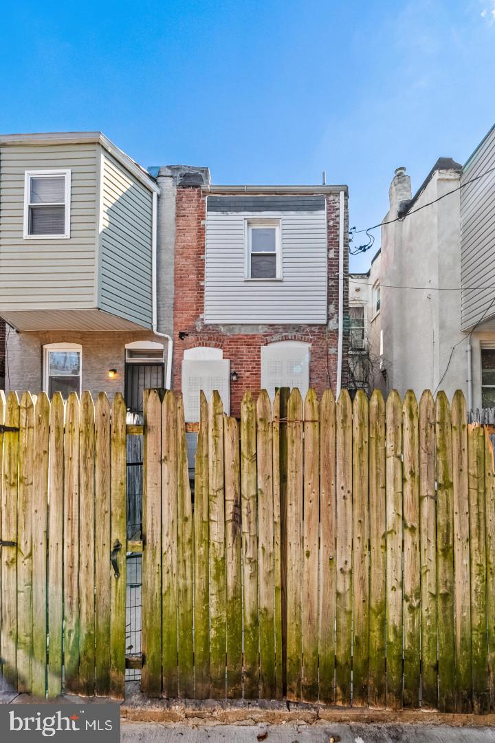 CHARLES VILLAGE - Residential