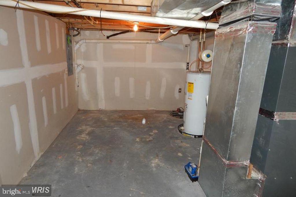 CHARLES VILLAGE - Residential