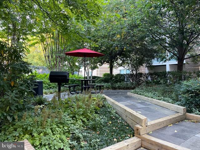 MARKET STREET AT TOWN CENTER - Residential