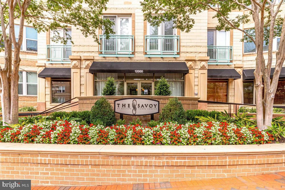 MARKET STREET AT TOWN CENTER - Residential