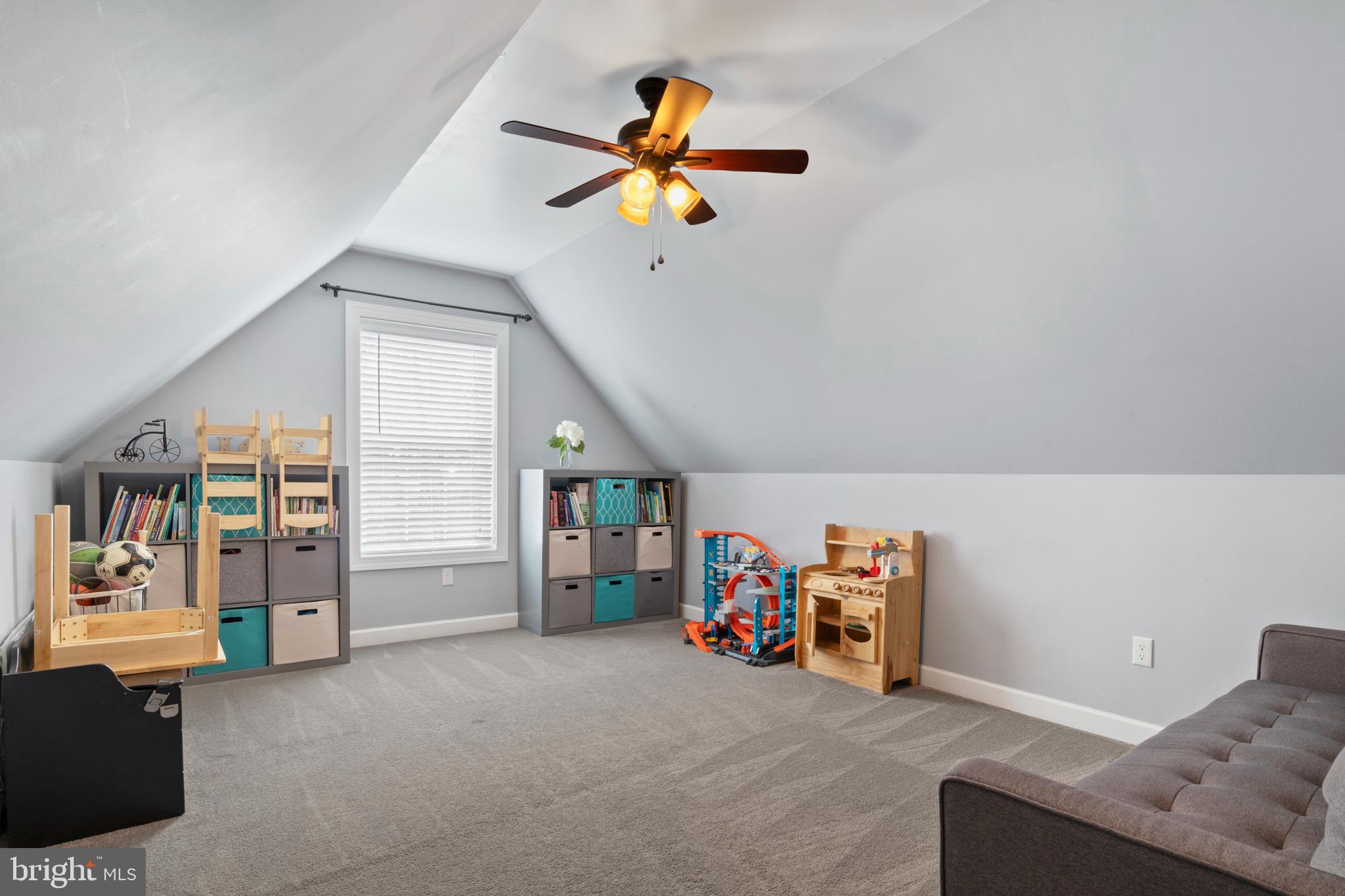 VALLEY GREEN - Residential