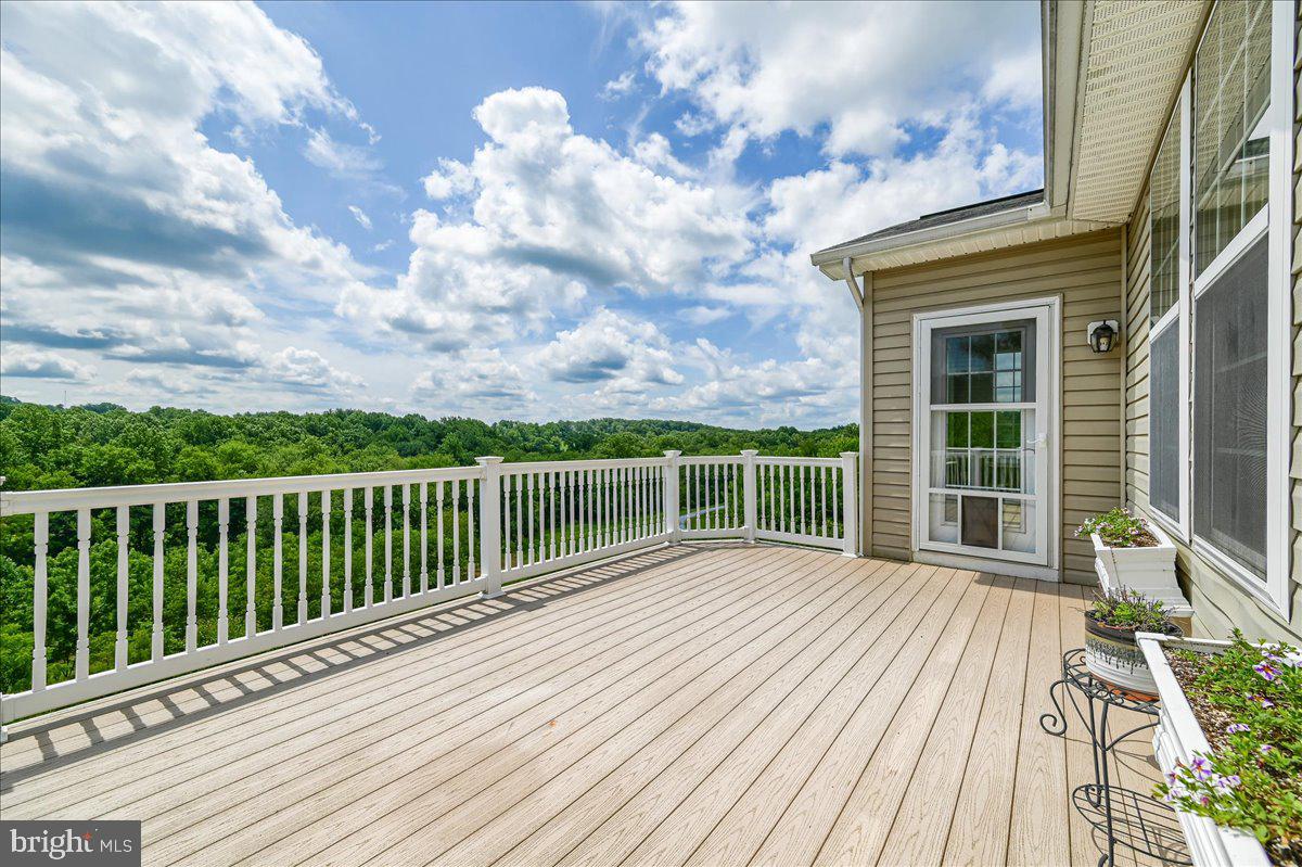 MANCHESTER FARMS - Residential