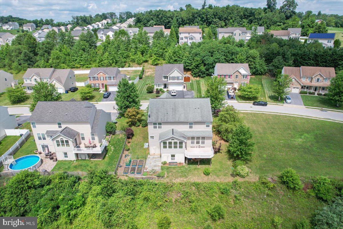 MANCHESTER FARMS - Residential