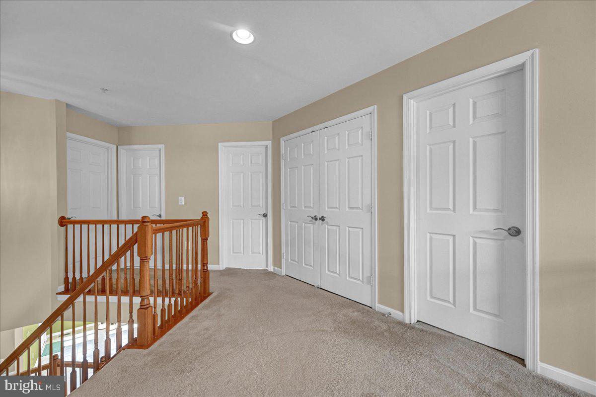 MANCHESTER FARMS - Residential