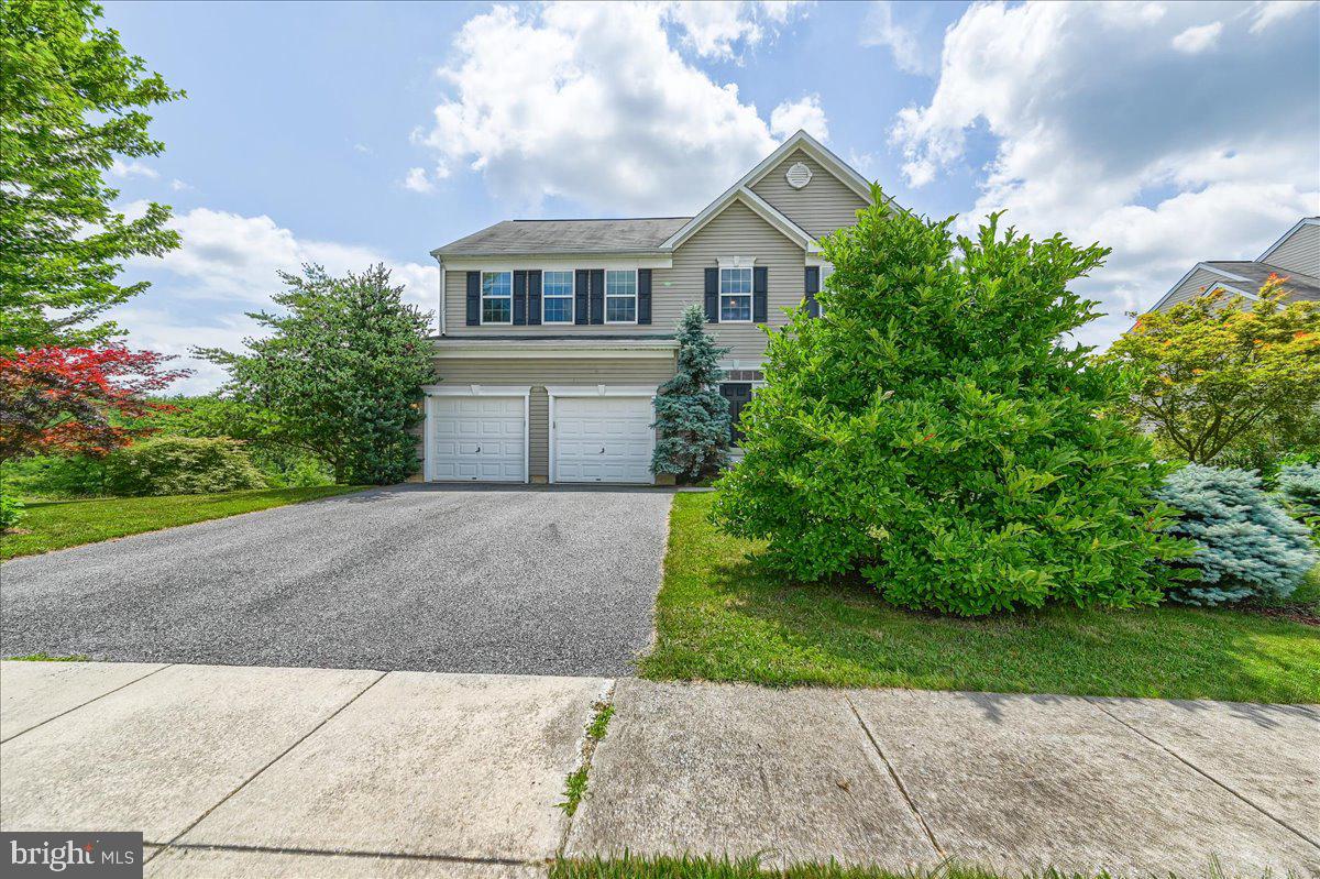 MANCHESTER FARMS - Residential